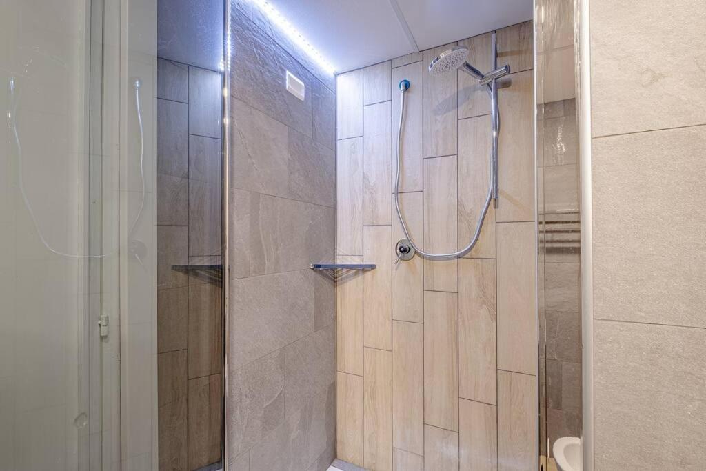 Modern Apartment At San Giovanni Rome Extérieur photo